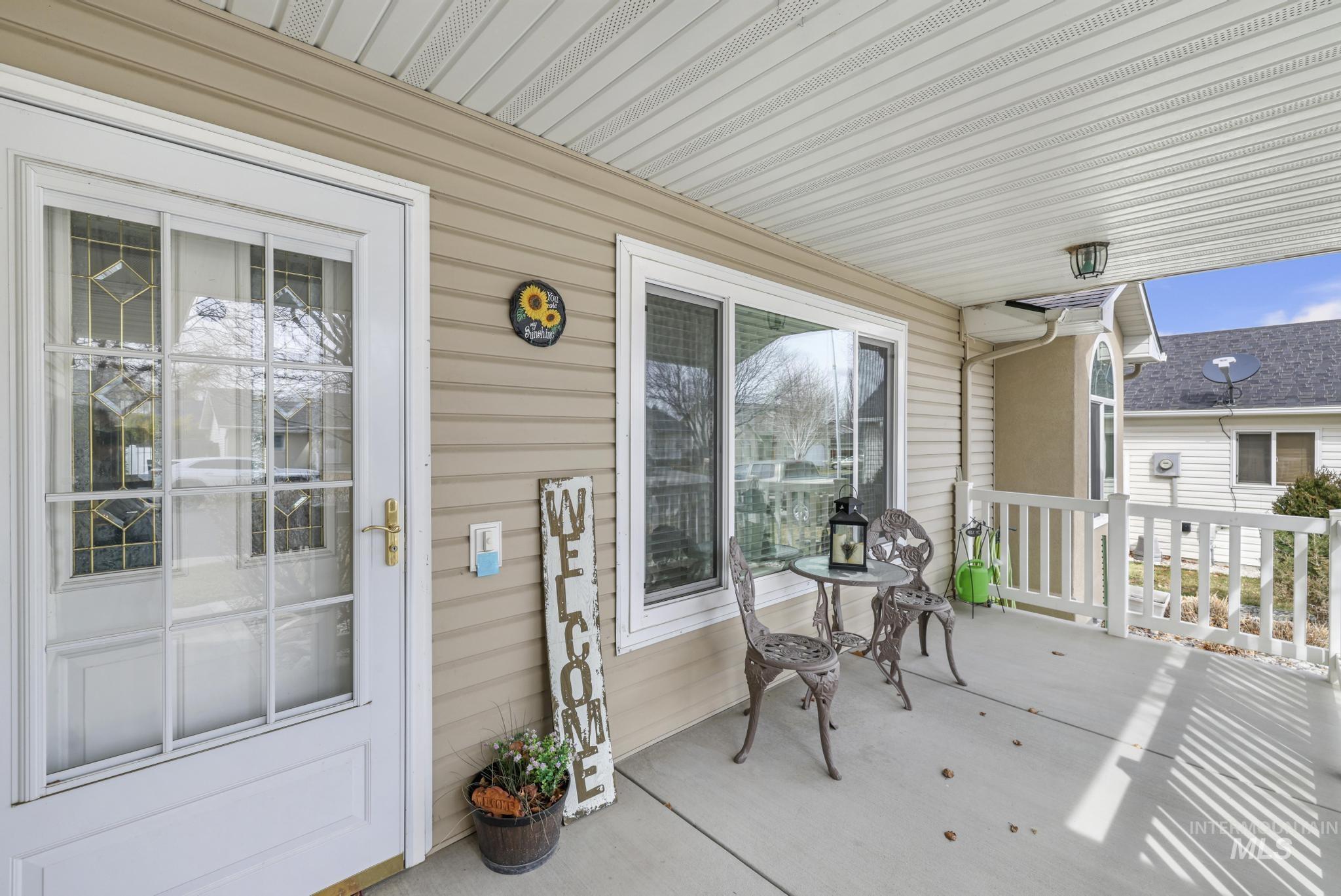 265 Cedar Park Cir, Twin Falls, Idaho 83301, 3 Bedrooms, 2 Bathrooms, Residential For Sale, Price $399,900, 98961006
