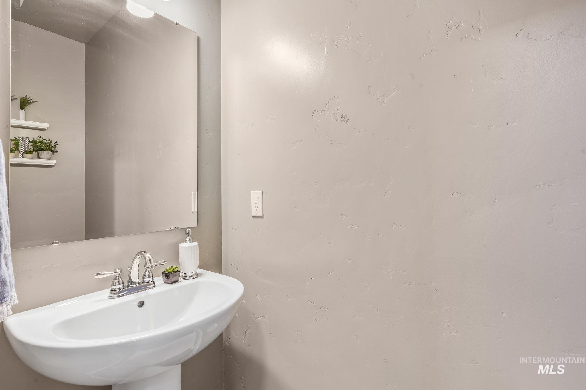 Bathroom with a sink