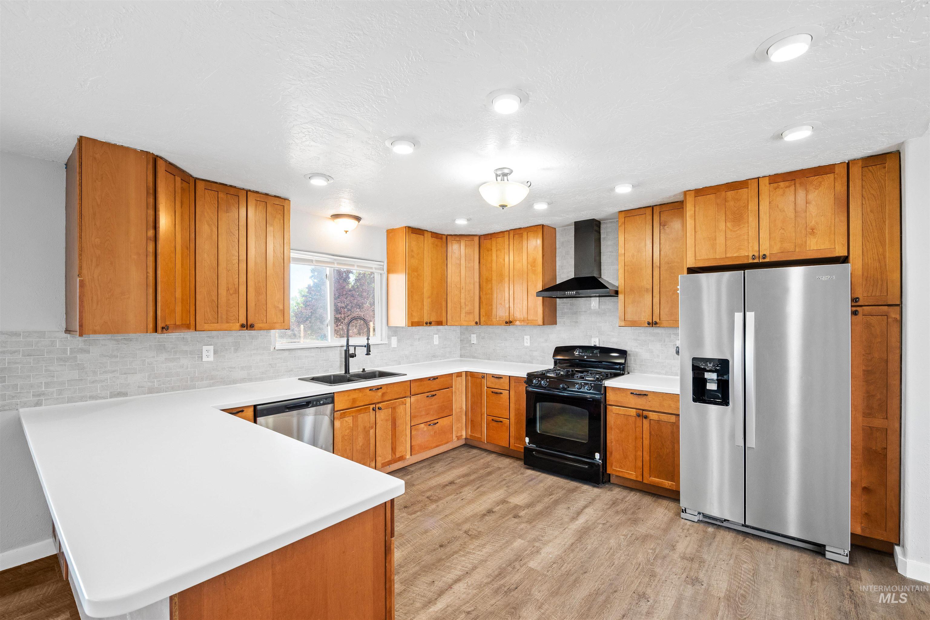 10947 Iowa Ave, Payette, Idaho 83661, 5 Bedrooms, 3 Bathrooms, Residential For Sale, Price $565,000, 98961022