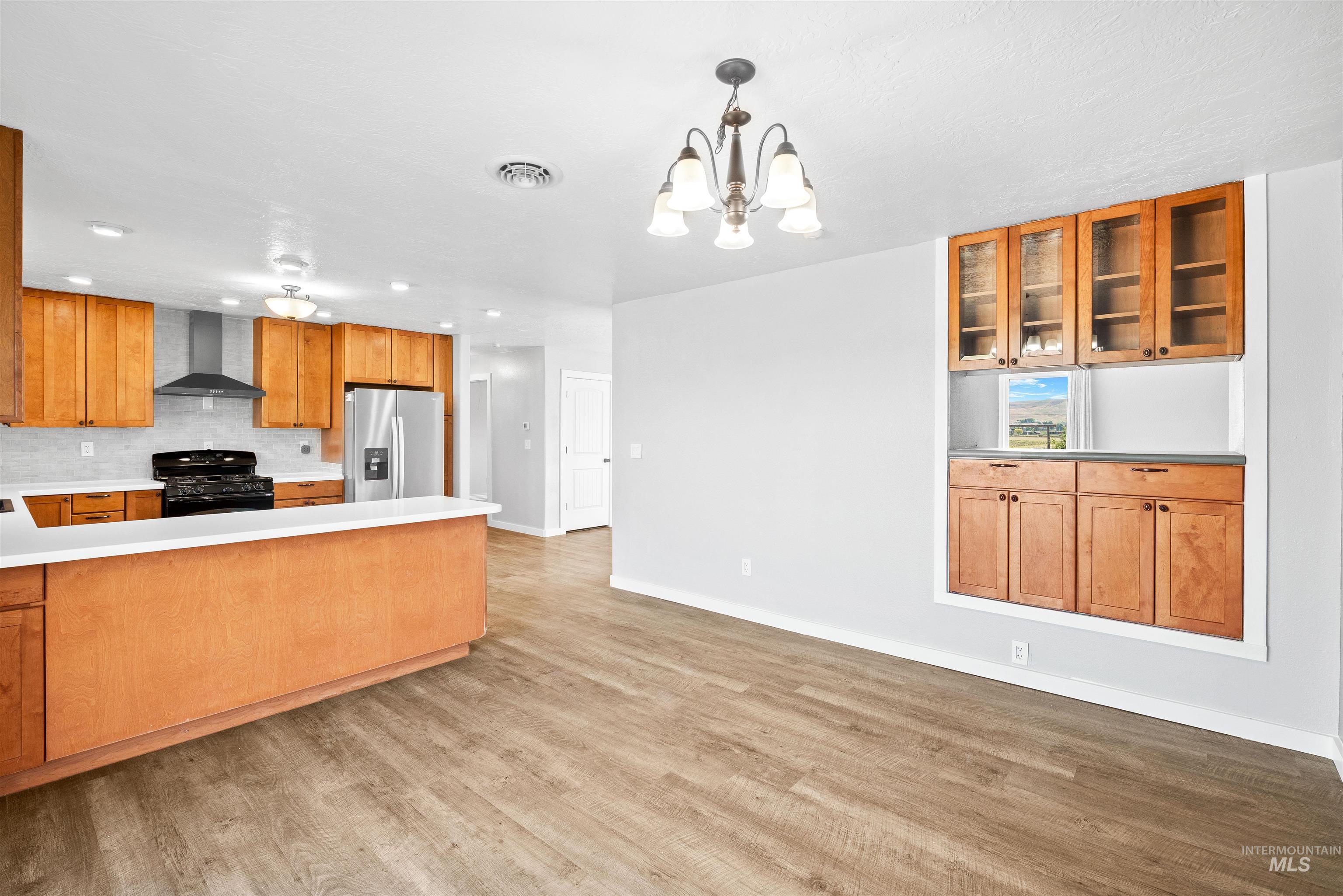 10947 Iowa Ave, Payette, Idaho 83661, 5 Bedrooms, 3 Bathrooms, Residential For Sale, Price $565,000, 98961022