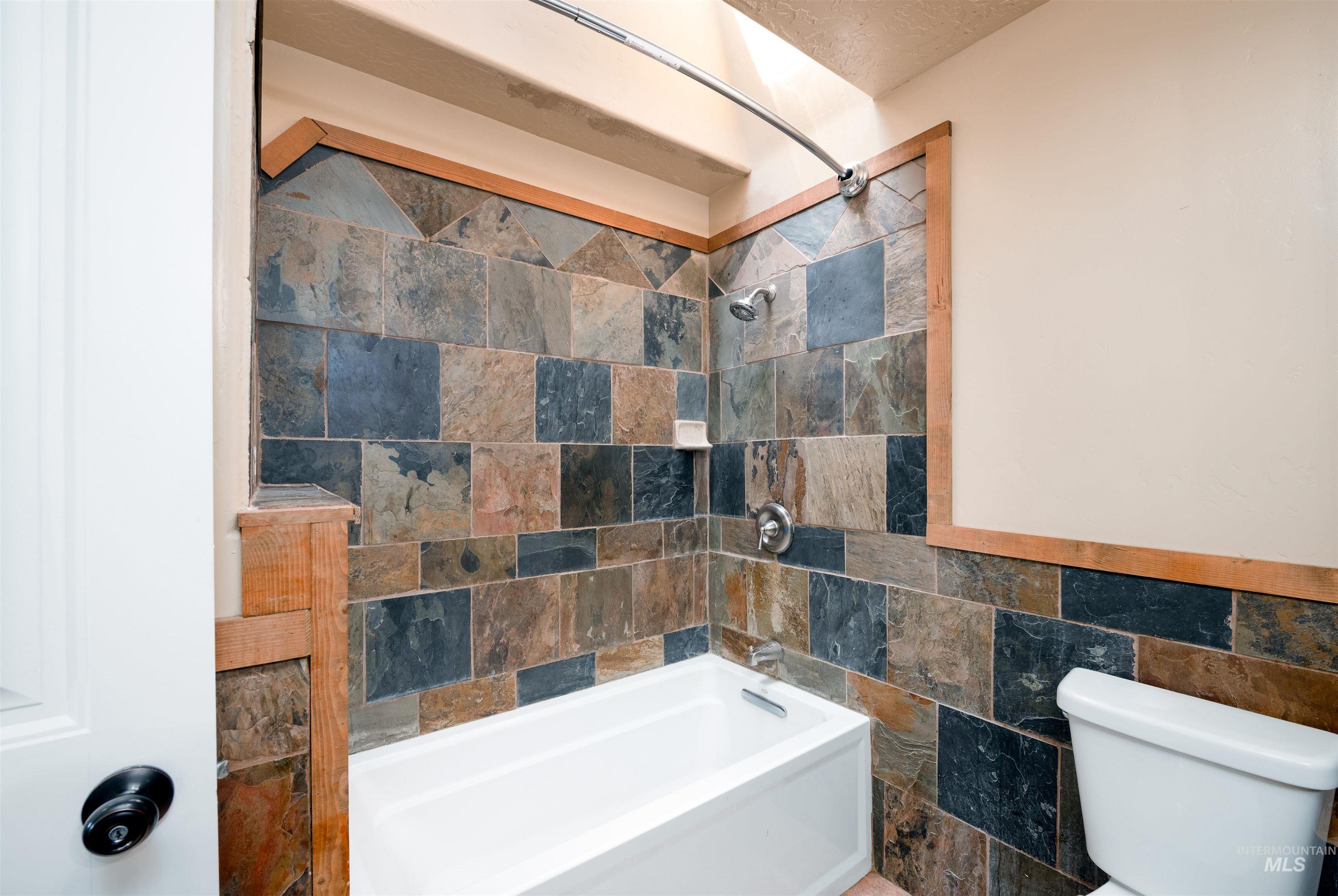 10947 Iowa Ave, Payette, Idaho 83661, 5 Bedrooms, 3 Bathrooms, Residential For Sale, Price $565,000, 98961022