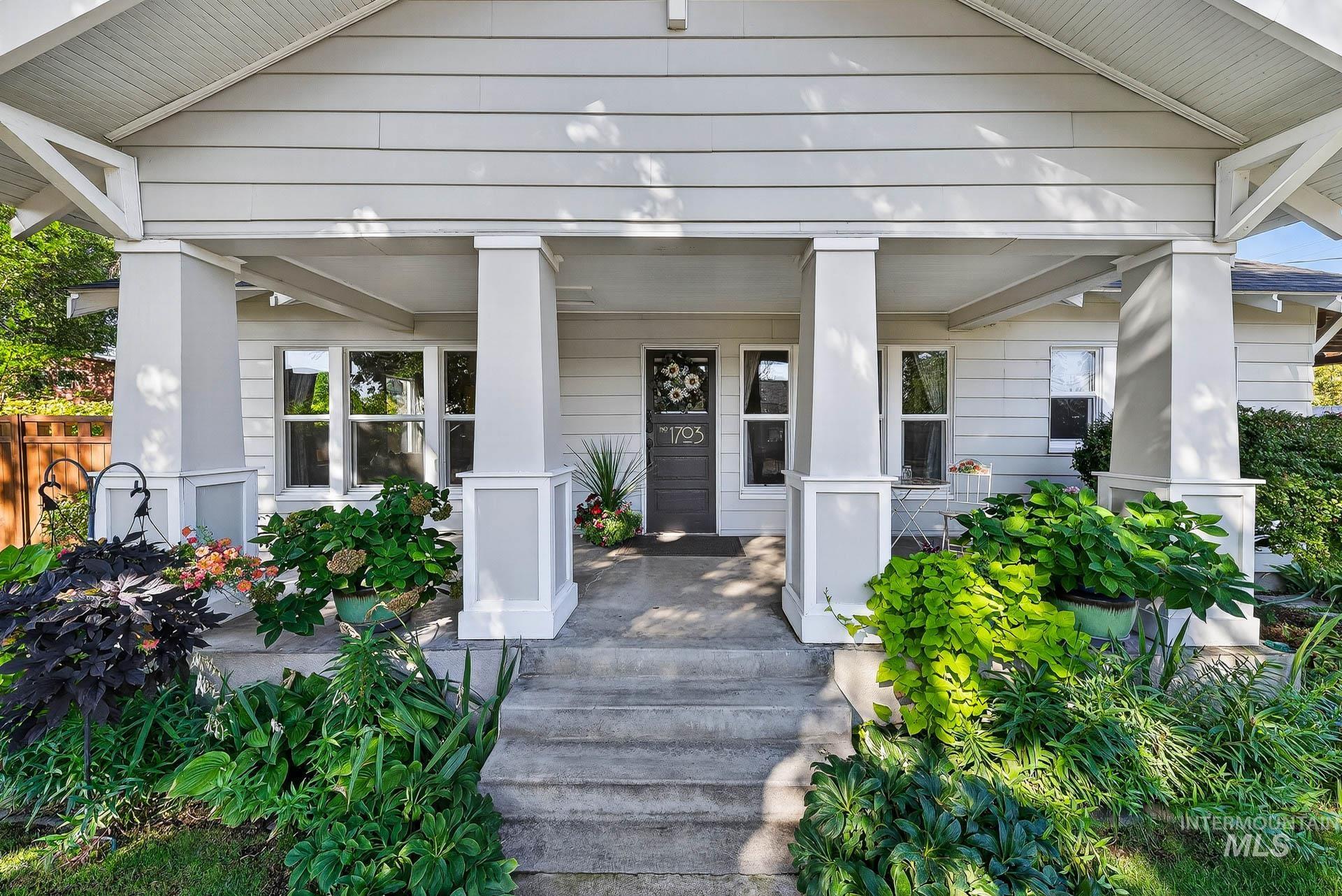 1703 N N Hartman St., Boise, Idaho 83704, 2 Bedrooms, 1 Bathroom, Residential For Sale, Price $530,000, 98961026