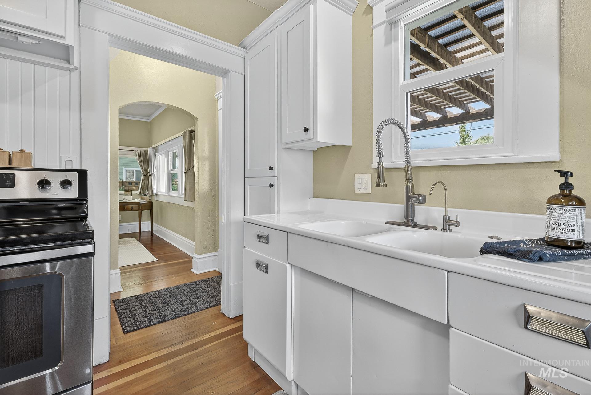 1703 N N Hartman St., Boise, Idaho 83704, 2 Bedrooms, 1 Bathroom, Residential For Sale, Price $530,000, 98961026