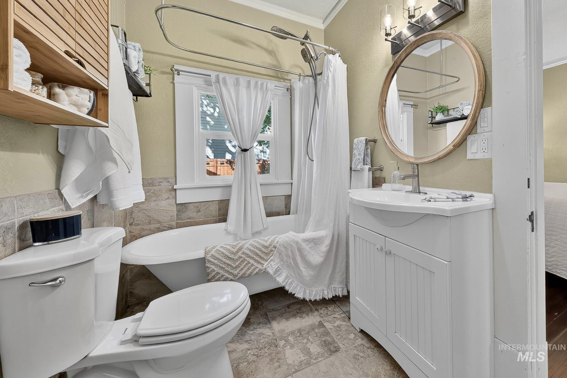1703 N N Hartman St., Boise, Idaho 83704, 2 Bedrooms, 1 Bathroom, Residential For Sale, Price $530,000, 98961026