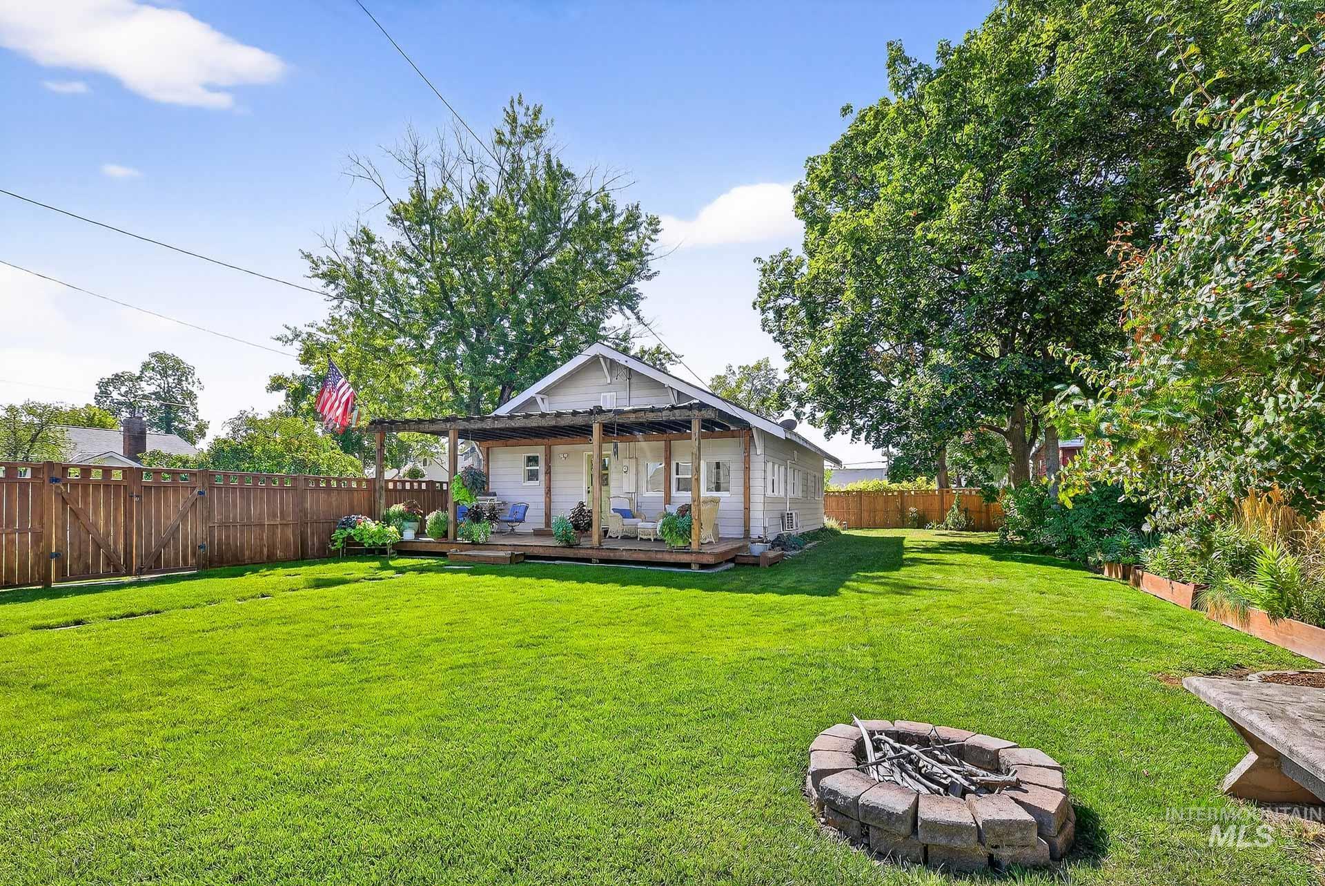 1703 N N Hartman St., Boise, Idaho 83704, 2 Bedrooms, 1 Bathroom, Residential For Sale, Price $530,000, 98961026