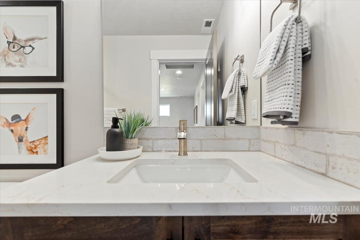 Detailed view of vanity