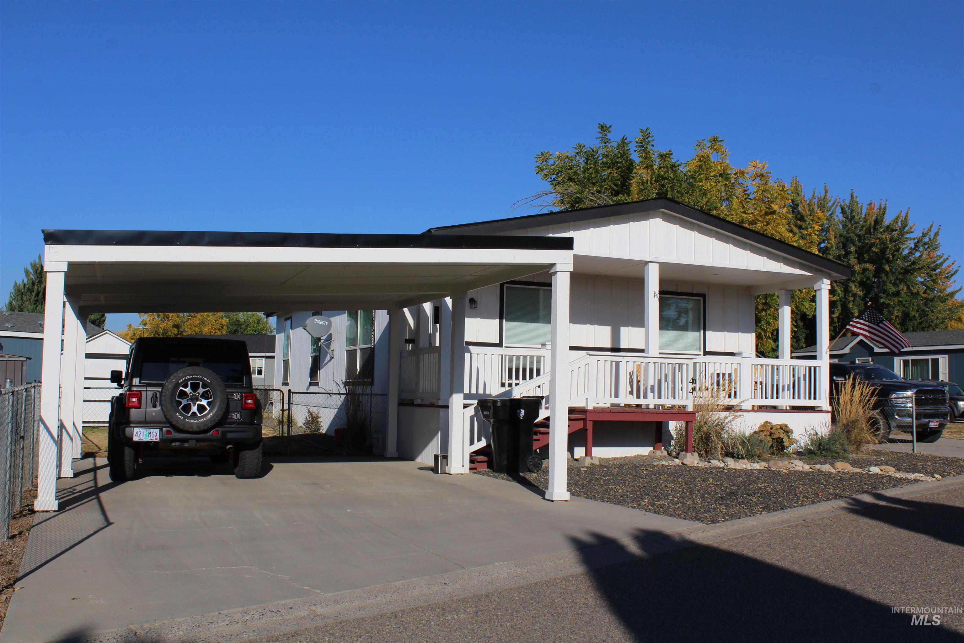 1500 W 7th Unit 44C, Weiser, Idaho 83672, 3 Bedrooms, 2 Bathrooms, Residential For Sale, Price $175,000, 98961030
