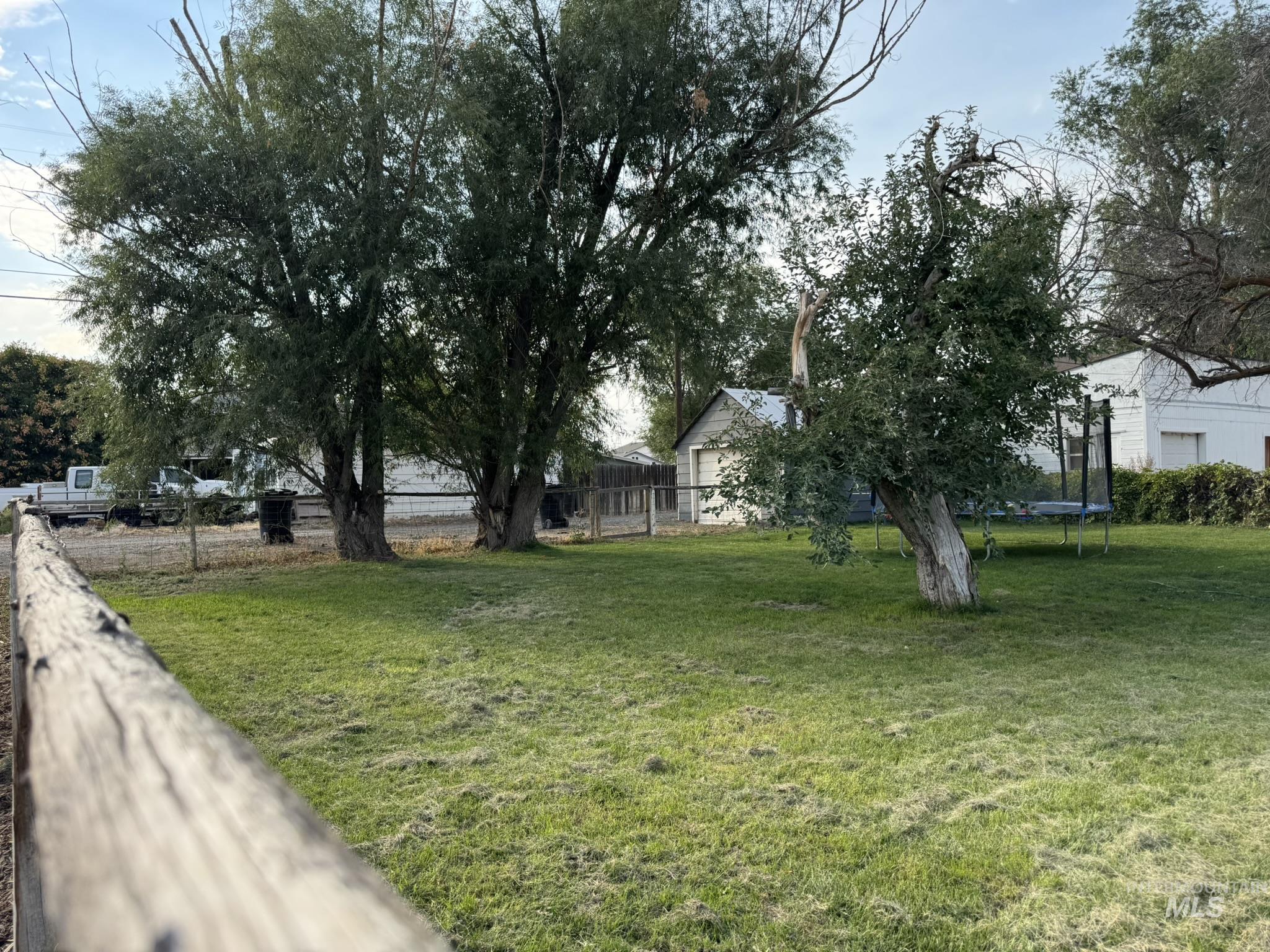 237 Wyoming Street, Gooding, Idaho 83330, 2 Bedrooms, 1 Bathroom, Residential For Sale, Price $215,000, 98961033