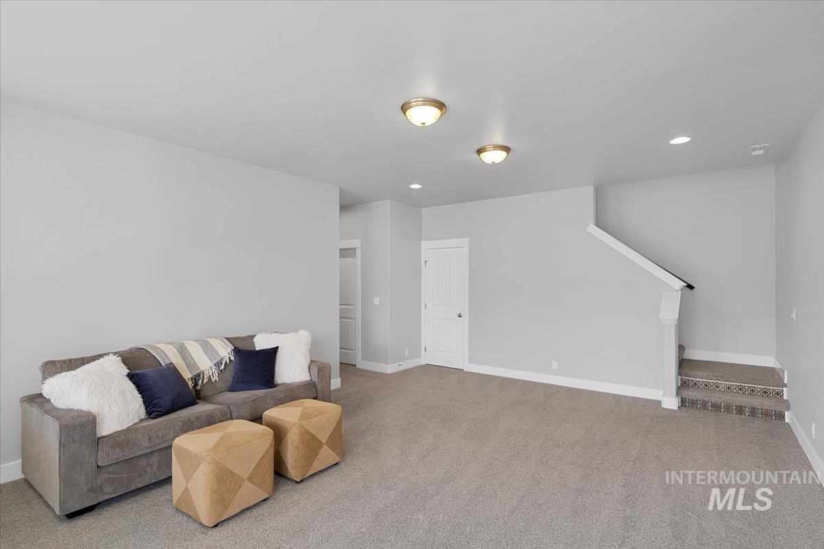 18366 N Goldenridge Way, Boise, Idaho 83714, 5 Bedrooms, 3 Bathrooms, Residential For Sale, Price $779,500, 98961043