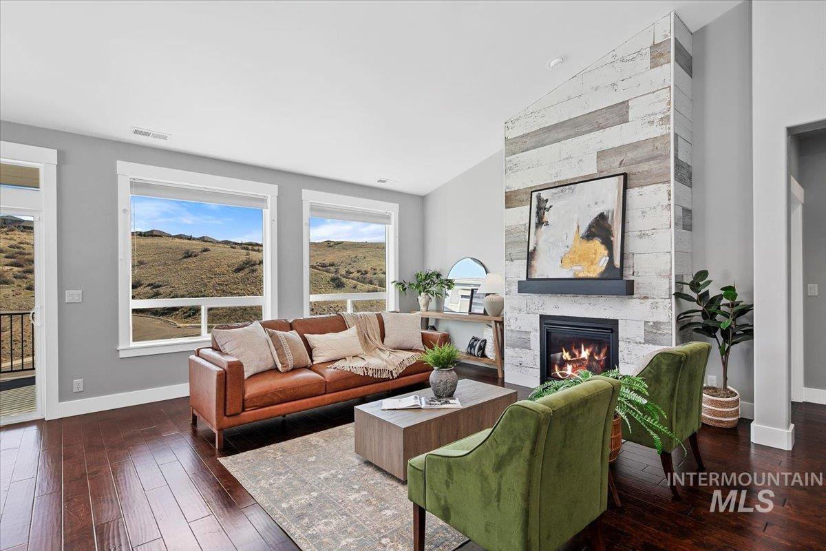18366 N Goldenridge Way, Boise, Idaho 83714, 5 Bedrooms, 3 Bathrooms, Residential For Sale, Price $779,500, 98961043