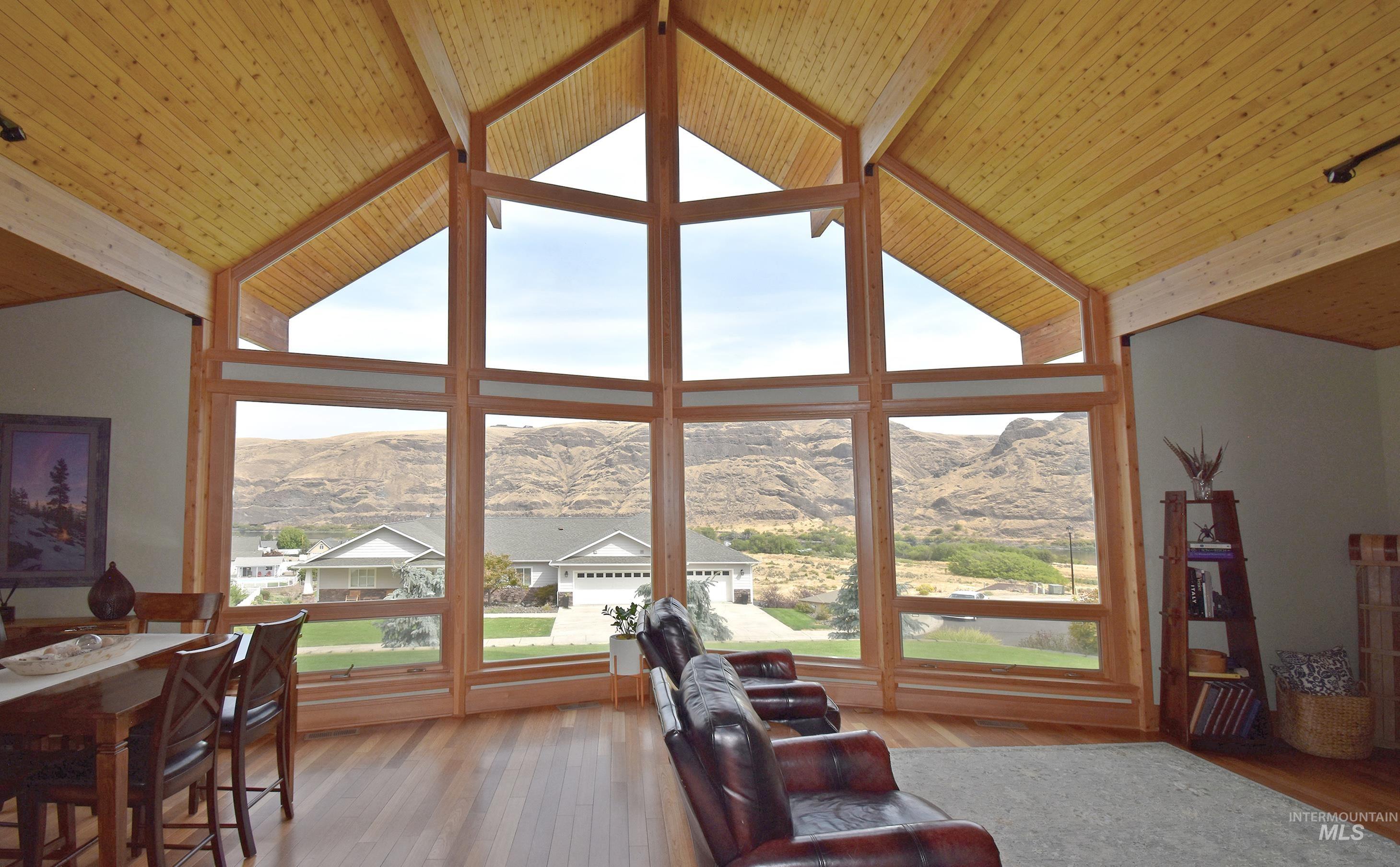 66 Appleford Court, Asotin, Washington 99402, 3 Bedrooms, 3 Bathrooms, Residential For Sale, Price $628,000, 98961048