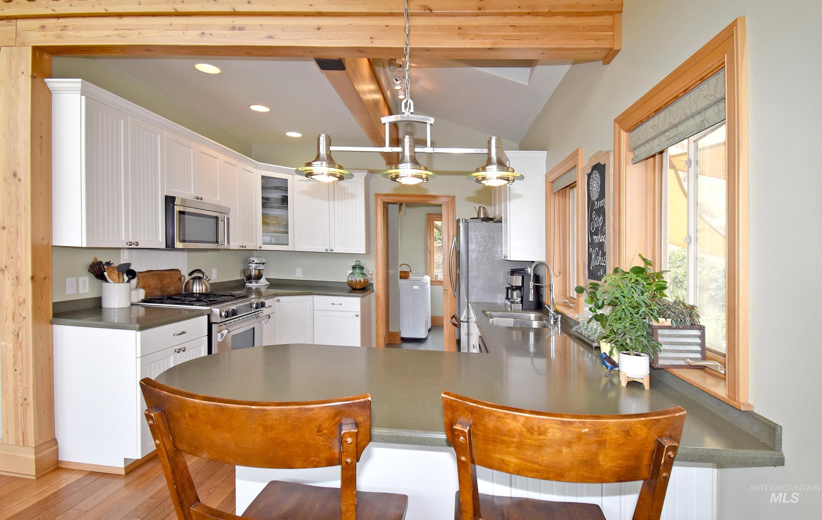 66 Appleford Court, Asotin, Washington 99402, 3 Bedrooms, 3 Bathrooms, Residential For Sale, Price $628,000, 98961048