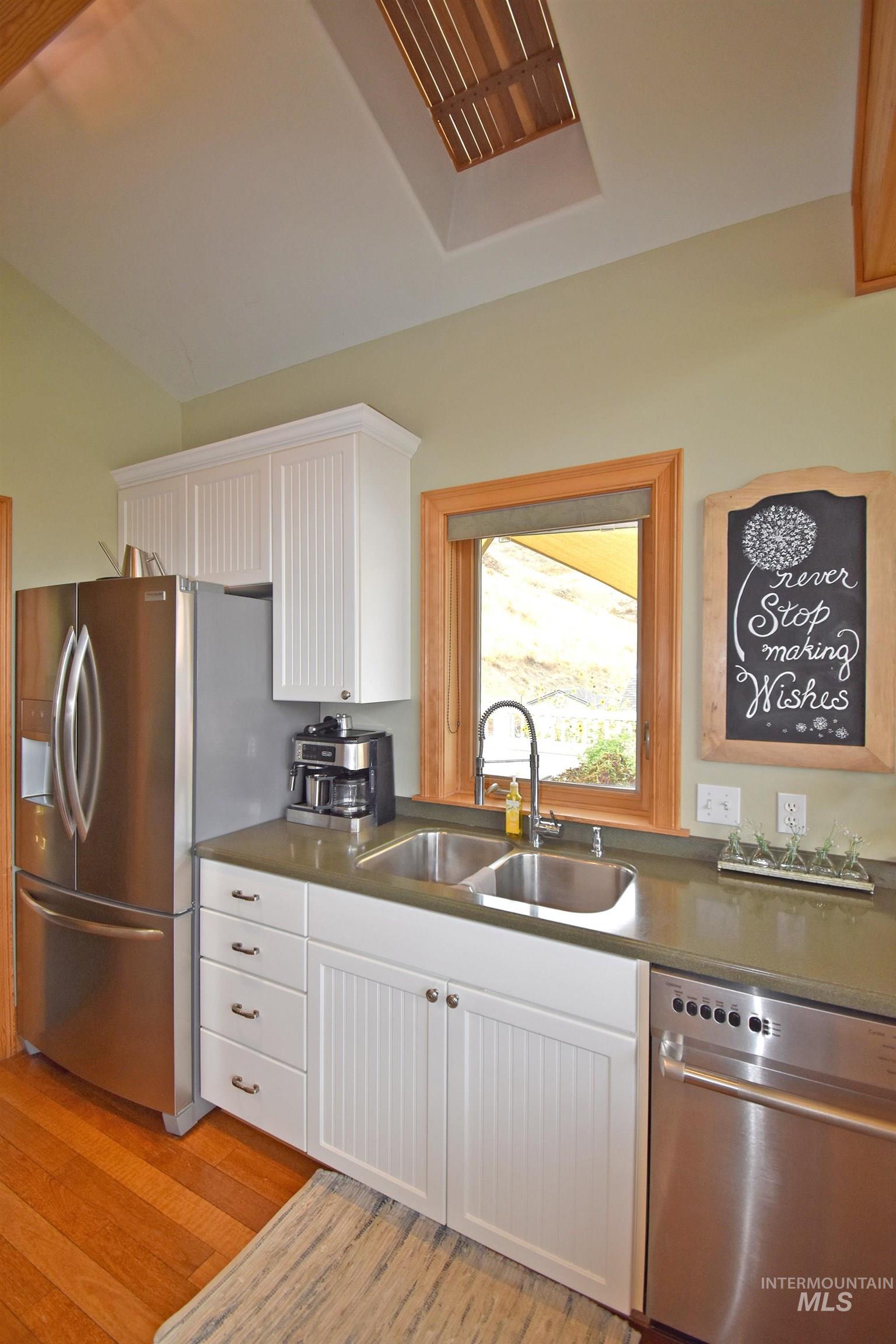 66 Appleford Court, Asotin, Washington 99402, 3 Bedrooms, 3 Bathrooms, Residential For Sale, Price $628,000, 98961048