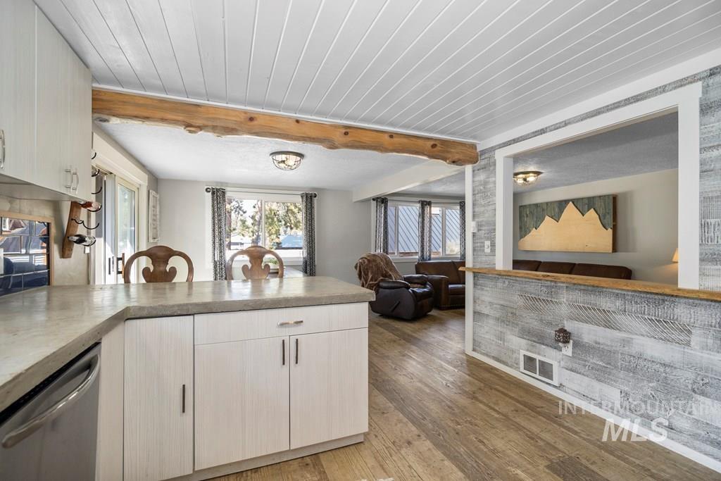 408 Floyde St., McCall, Idaho 83638, 3 Bedrooms, 2 Bathrooms, Residential For Sale, Price $625,000, 98961052