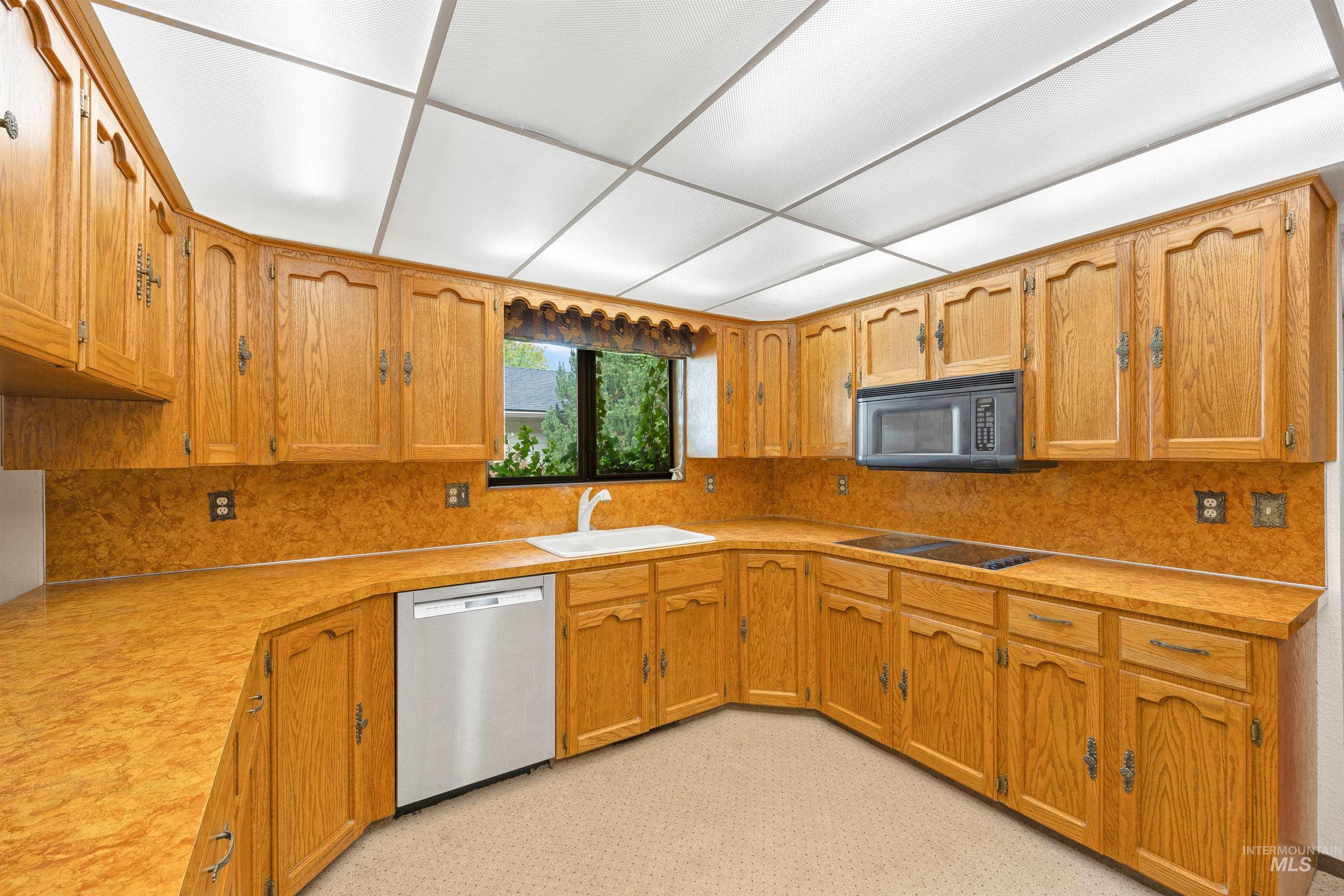 5007 S Umatilla Ave, Boise, Idaho 83709-6146, 3 Bedrooms, 2 Bathrooms, Residential For Sale, Price $550,000, 98961055