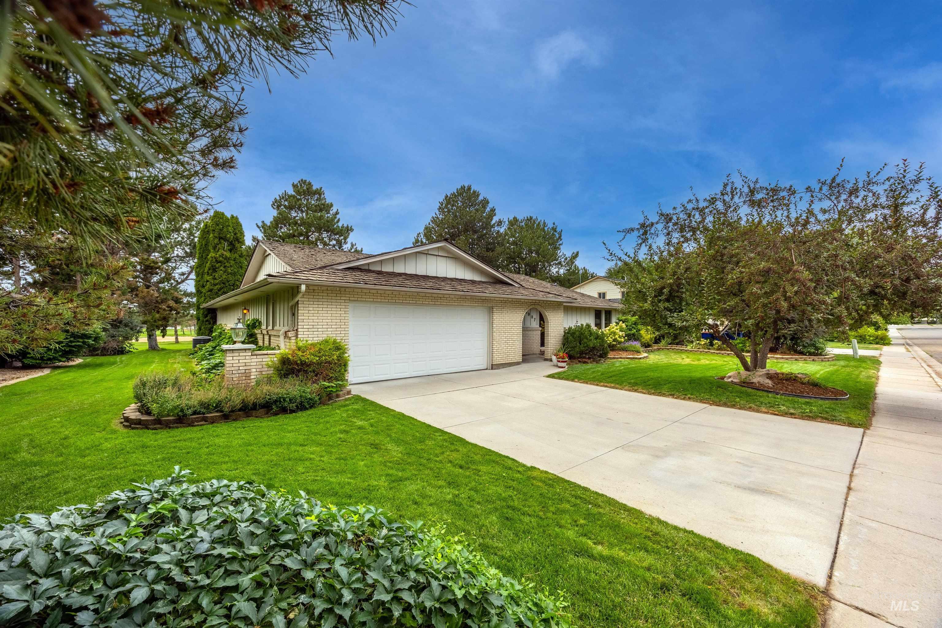 5007 S Umatilla Ave, Boise, Idaho 83709-6146, 3 Bedrooms, 2 Bathrooms, Residential For Sale, Price $550,000, 98961055