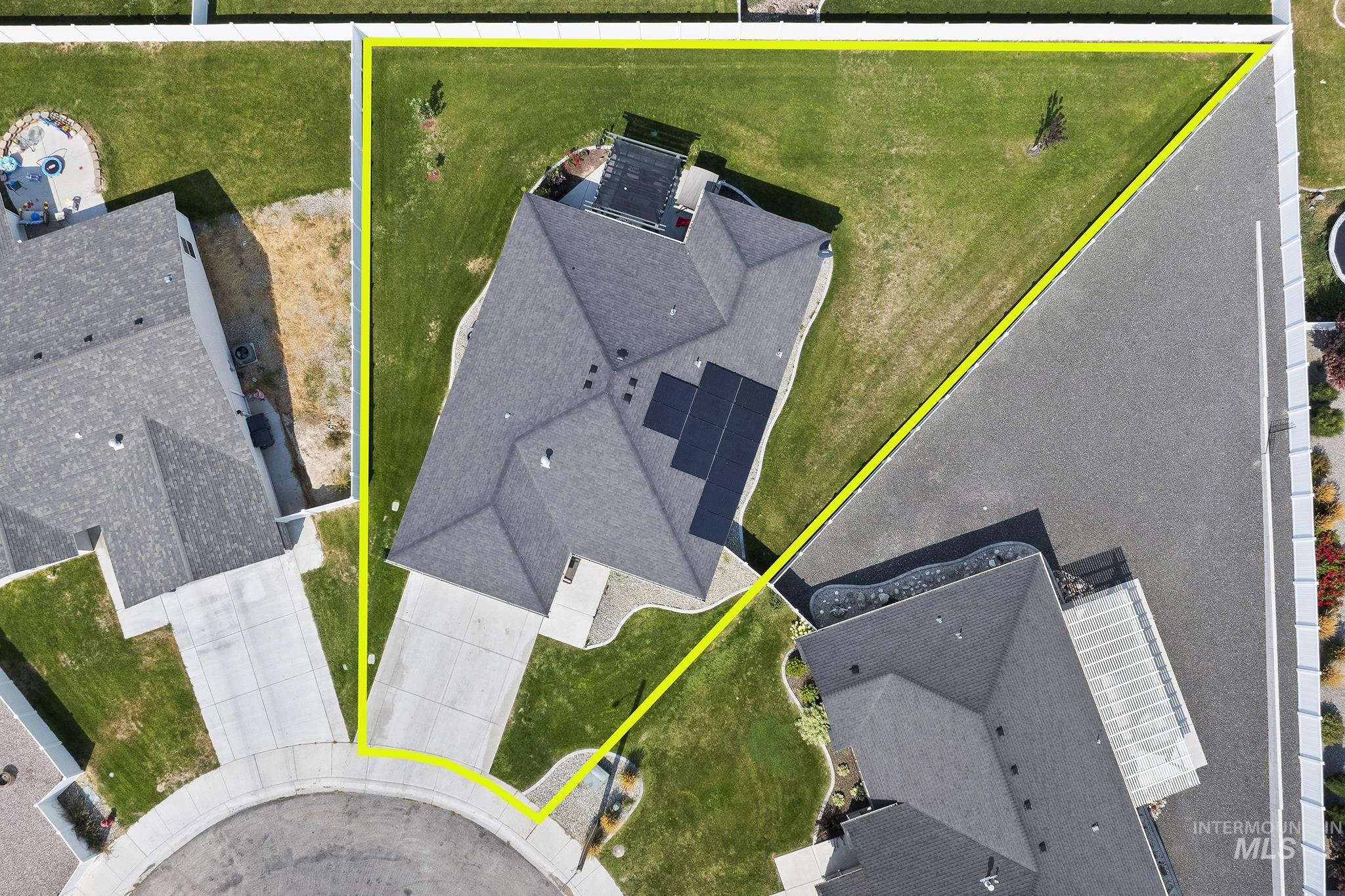 Aerial view of property's location featuring property boundaries highlighted