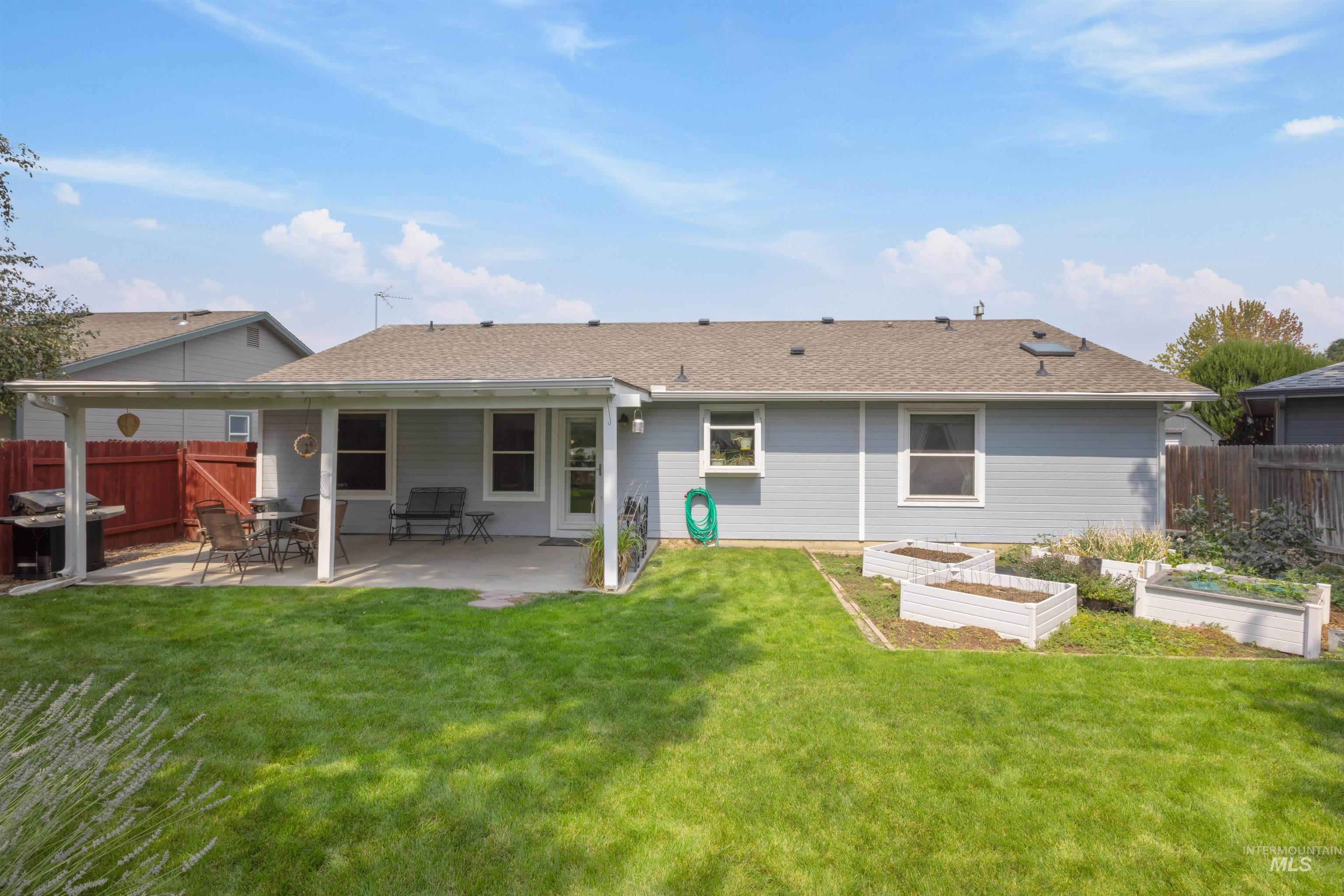 12065 W Mesquite Drive, Boise, Idaho 83713, 3 Bedrooms, 2 Bathrooms, Residential For Sale, Price $400,000, 98961063