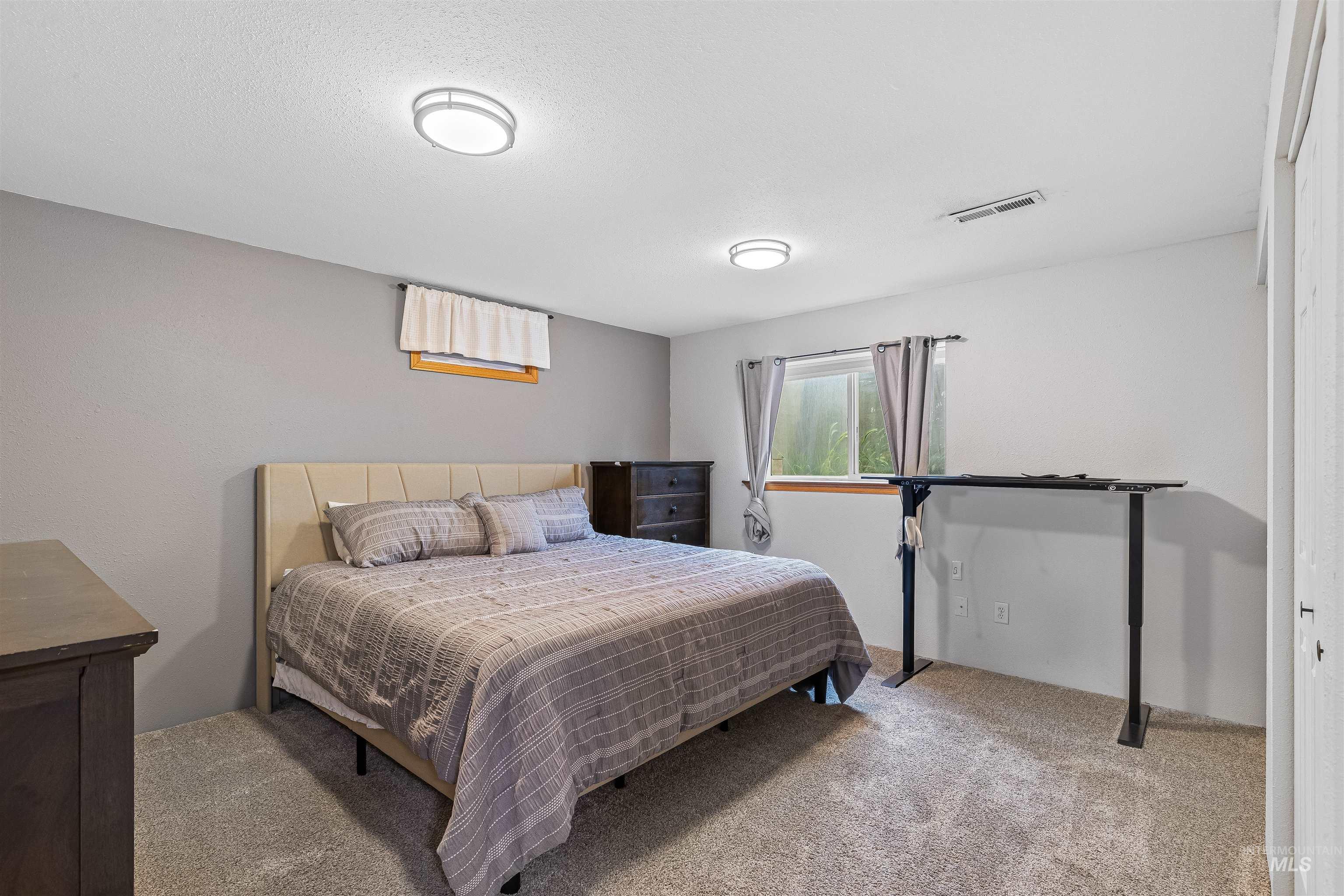 1125 Grelle Ave, Lewiston, Idaho 83501, 5 Bedrooms, 2 Bathrooms, Residential For Sale, Price $395,000, 98961069