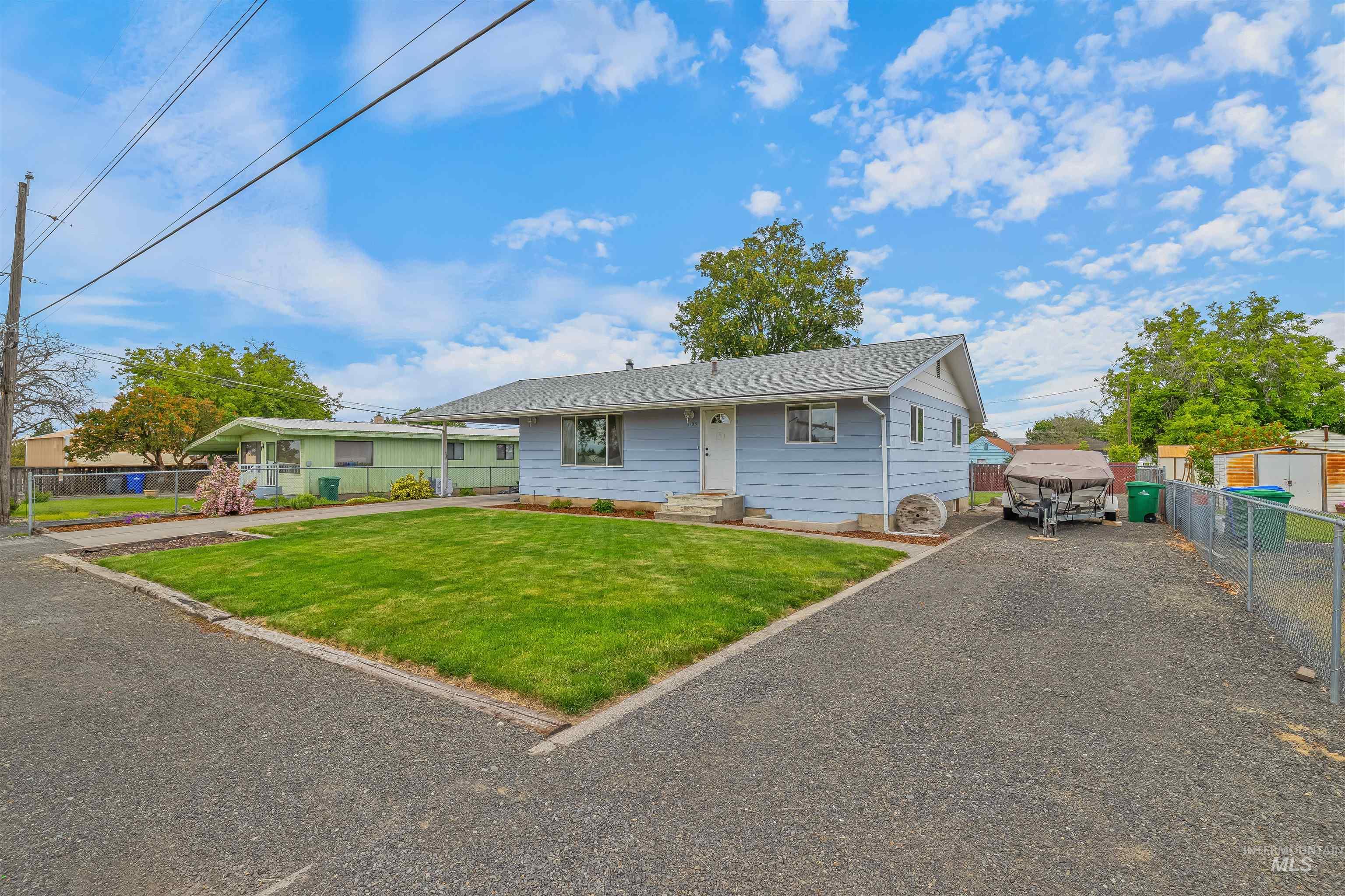 1125 Grelle Ave, Lewiston, Idaho 83501, 5 Bedrooms, 2 Bathrooms, Residential For Sale, Price $395,000, 98961069
