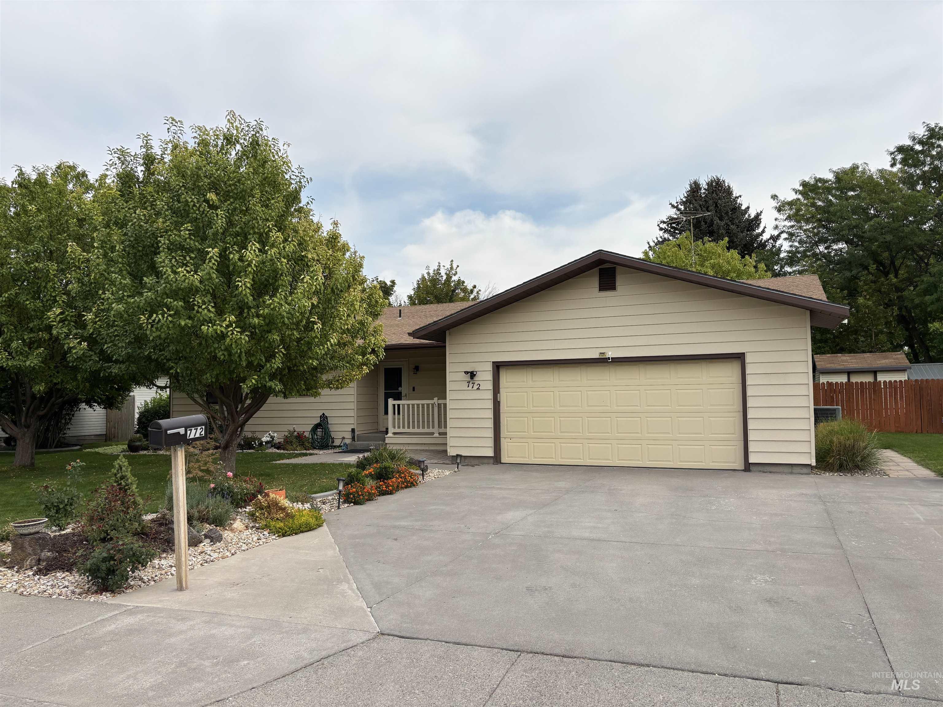 772 Apache Way, Twin Falls, Idaho 83301, 5 Bedrooms, 3 Bathrooms, Residential For Sale, Price $430,000, 98961076