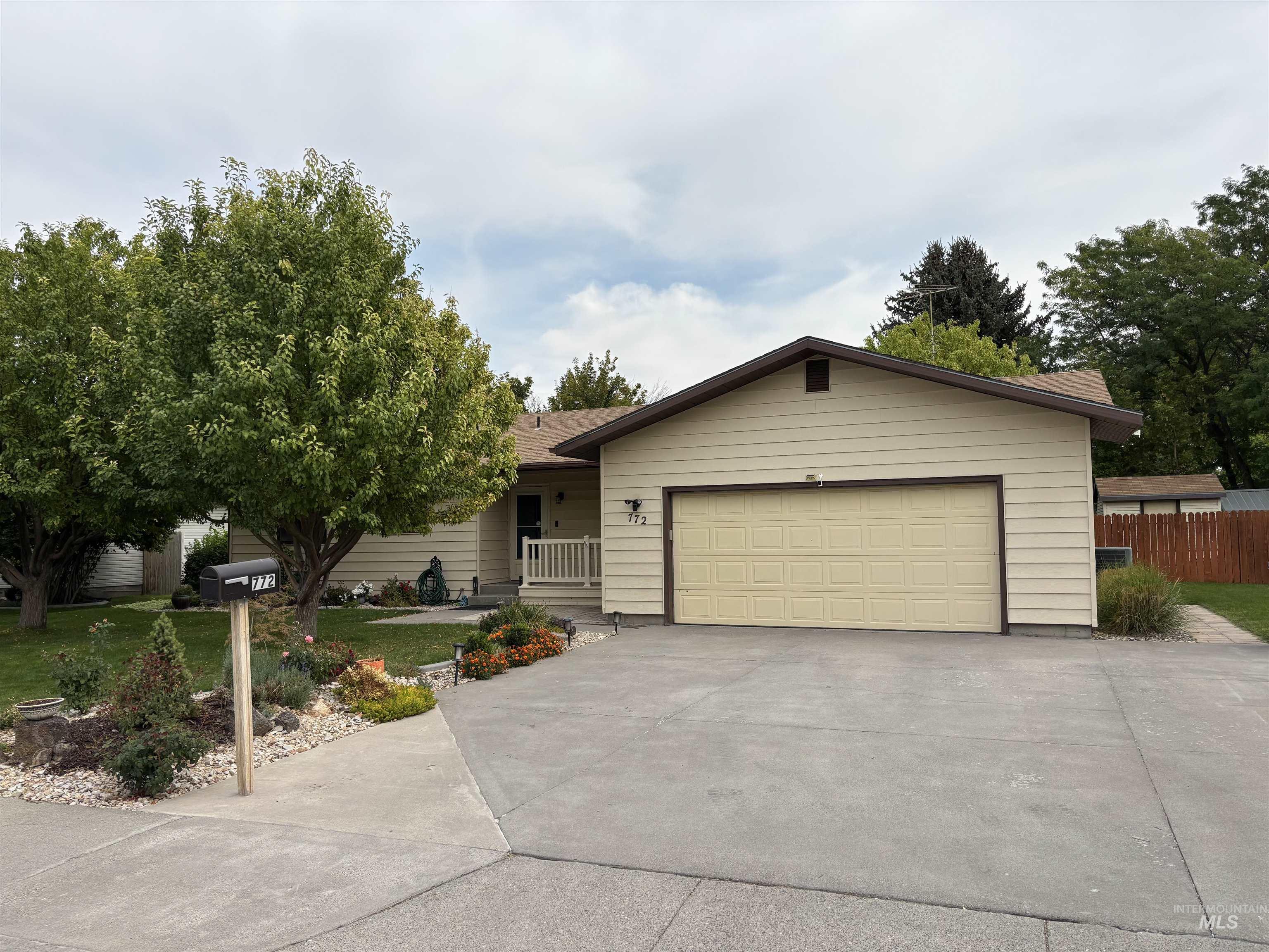 772 Apache Way, Twin Falls, Idaho 83301, 5 Bedrooms, 3 Bathrooms, Residential For Sale, Price $430,000, 98961076