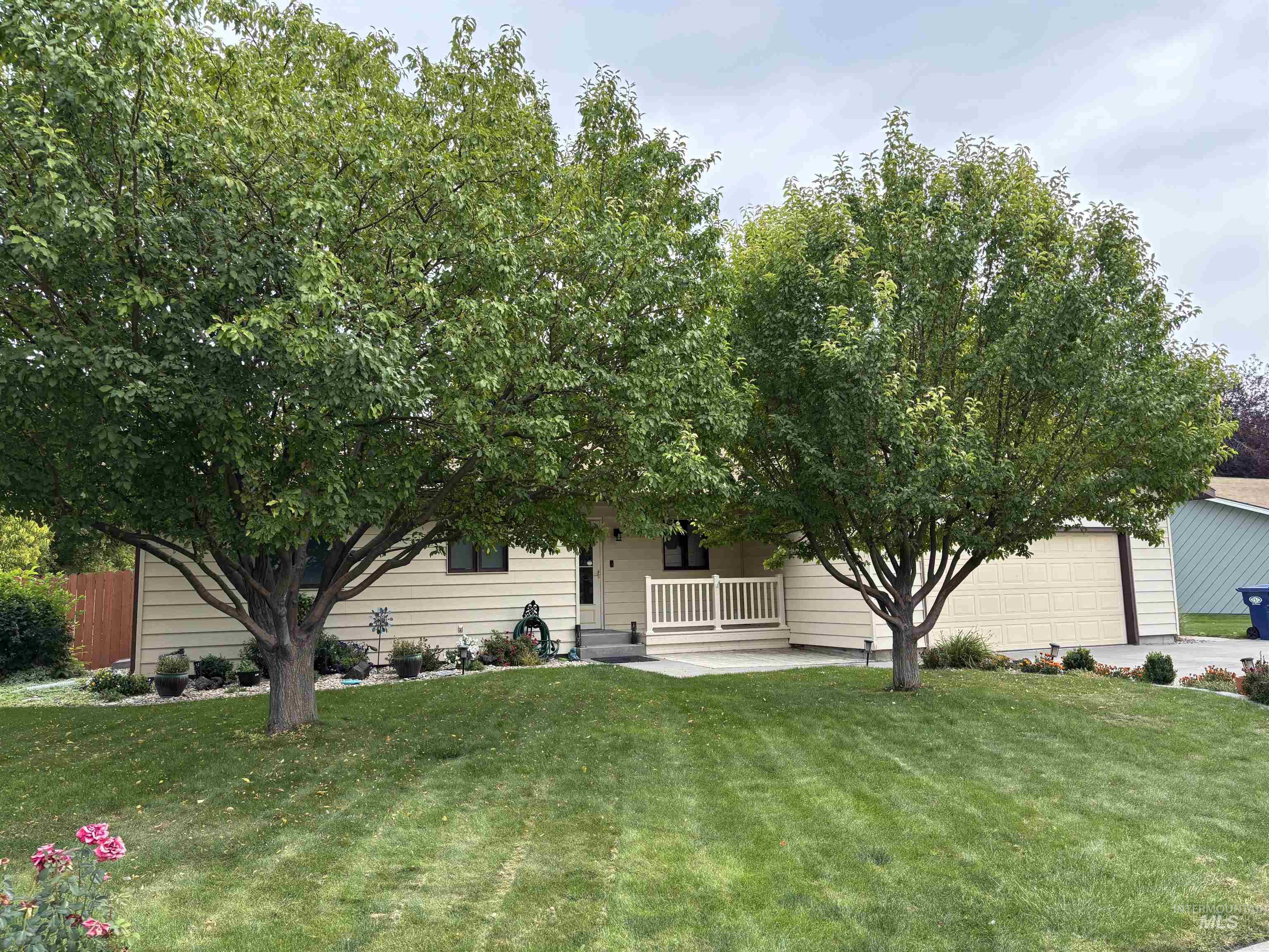 772 Apache Way, Twin Falls, Idaho 83301, 5 Bedrooms, 3 Bathrooms, Residential For Sale, Price $430,000, 98961076