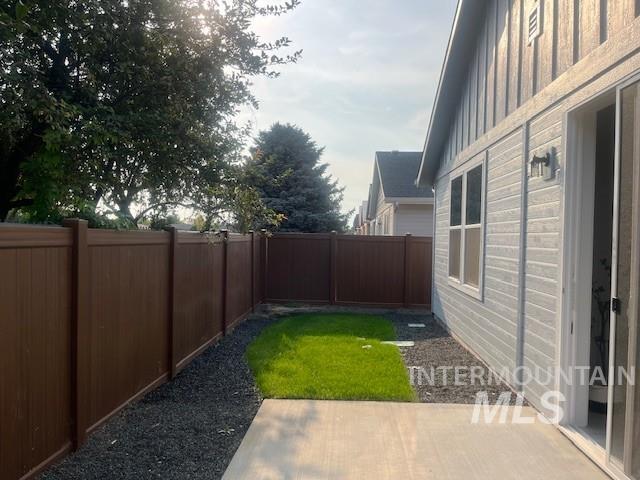 1471 E Prairiefire St, Meridian, Idaho 83646, 2 Bedrooms, 2 Bathrooms, Residential For Sale, Price $442,454, 98961080