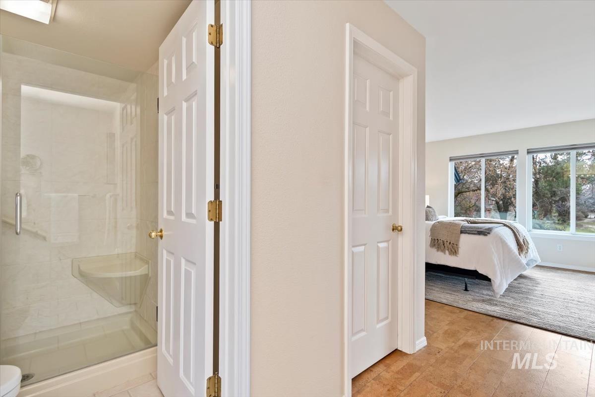 996 E Riverpark Ln, Boise, Idaho 83706, 2 Bedrooms, 2 Bathrooms, Residential For Sale, Price $539,900, 98961105