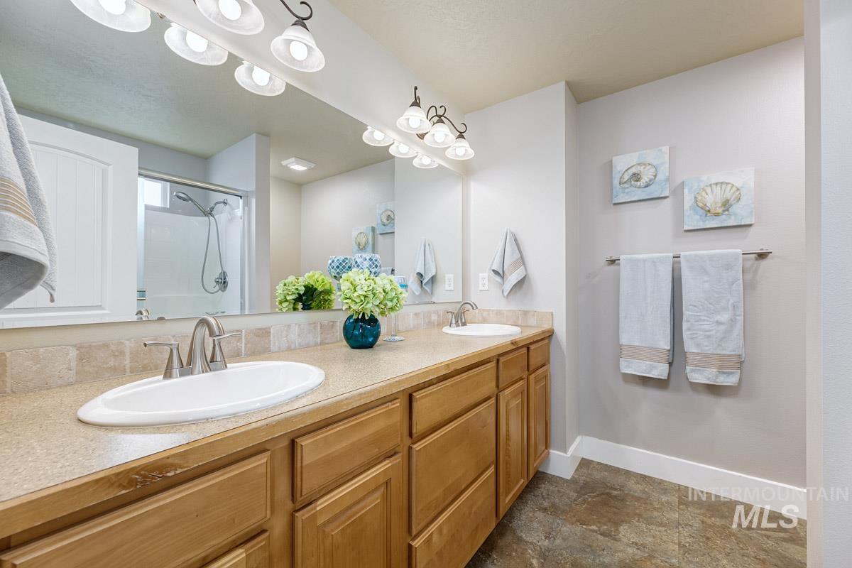 11451 W Tempe, Star, Idaho 83669, 3 Bedrooms, 2 Bathrooms, Residential For Sale, Price $395,000, 98961106