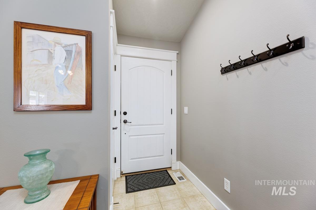 11451 W Tempe, Star, Idaho 83669, 3 Bedrooms, 2 Bathrooms, Residential For Sale, Price $395,000, 98961106