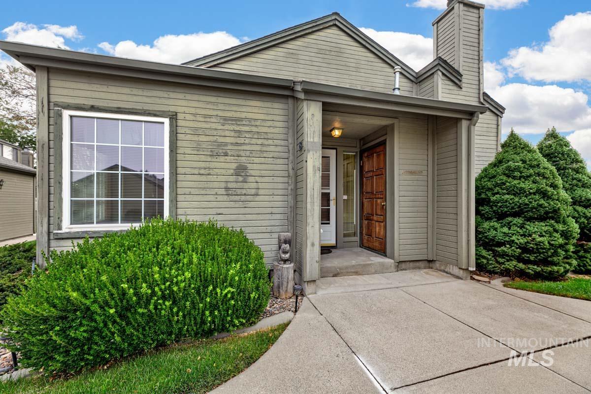 1995 E 8th N, Mountain Home, Idaho 83647, 2 Bedrooms, 2 Bathrooms, Residential For Sale, Price $240,000, 98961107