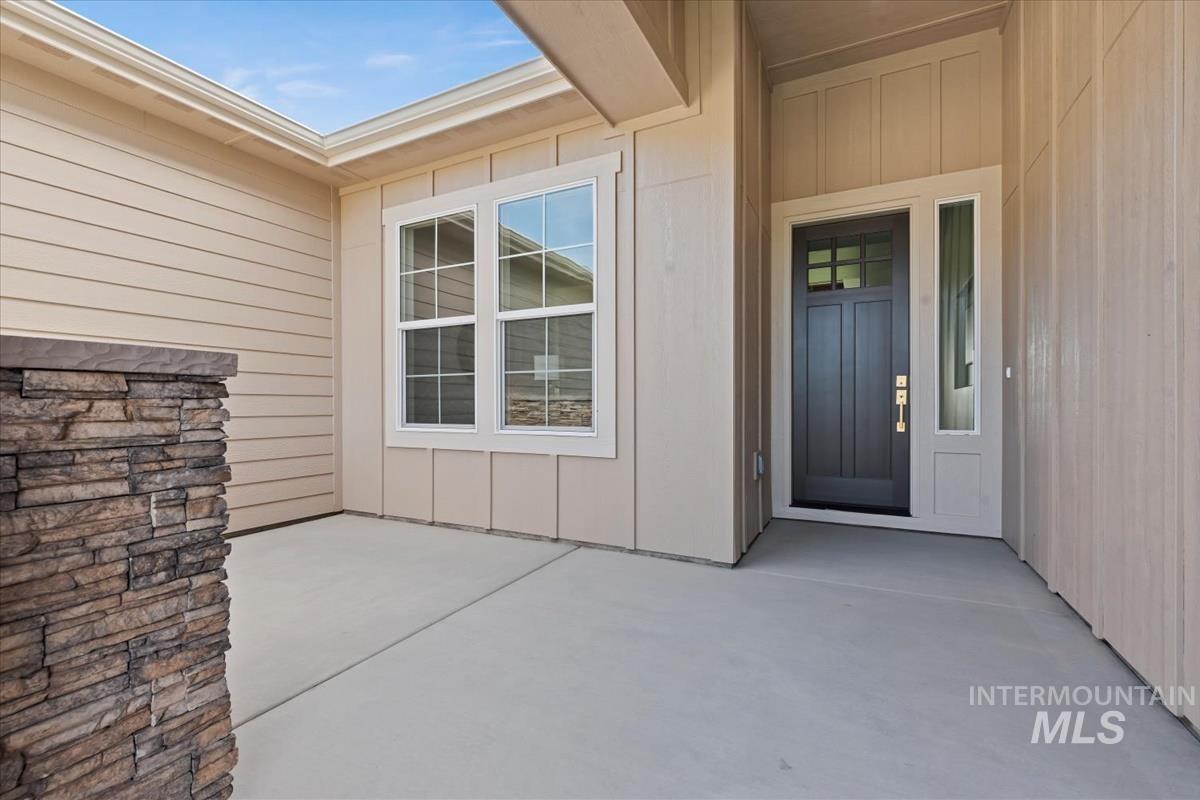 7131 E Chicken Hawk Loop, Nampa, Idaho 83686, 3 Bedrooms, 3.5 Bathrooms, Residential For Sale, Price $999,900, 98961108