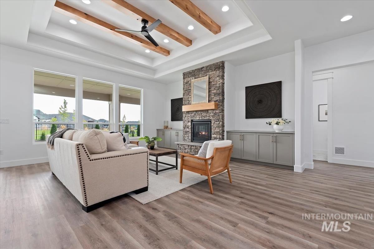 7131 E Chicken Hawk Loop, Nampa, Idaho 83686, 3 Bedrooms, 3.5 Bathrooms, Residential For Sale, Price $999,900, 98961108