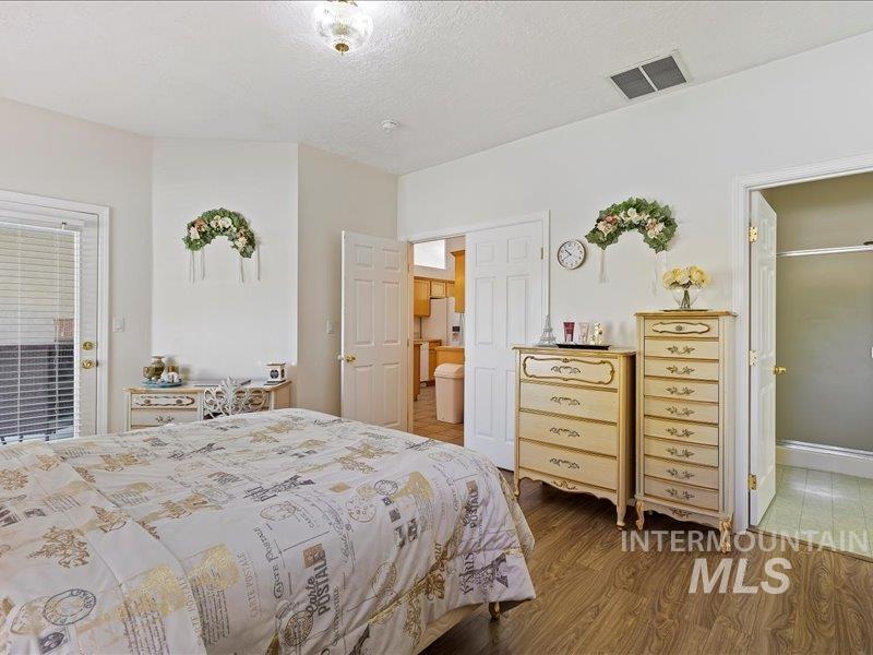 2109 S Happy Valley, Nampa, Idaho 83686, 4 Bedrooms, 3.5 Bathrooms, Residential For Sale, Price $650,000, 98961113