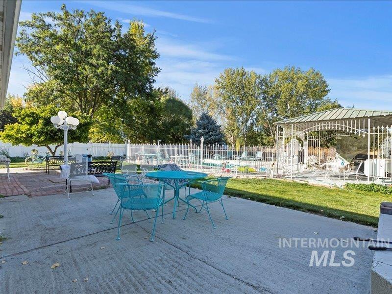 2109 S Happy Valley, Nampa, Idaho 83686, 4 Bedrooms, 3.5 Bathrooms, Residential For Sale, Price $650,000, 98961113