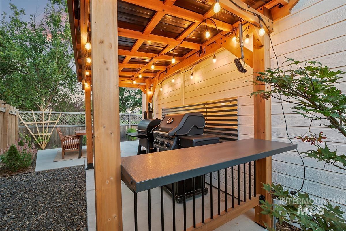 View of patio with grilling area