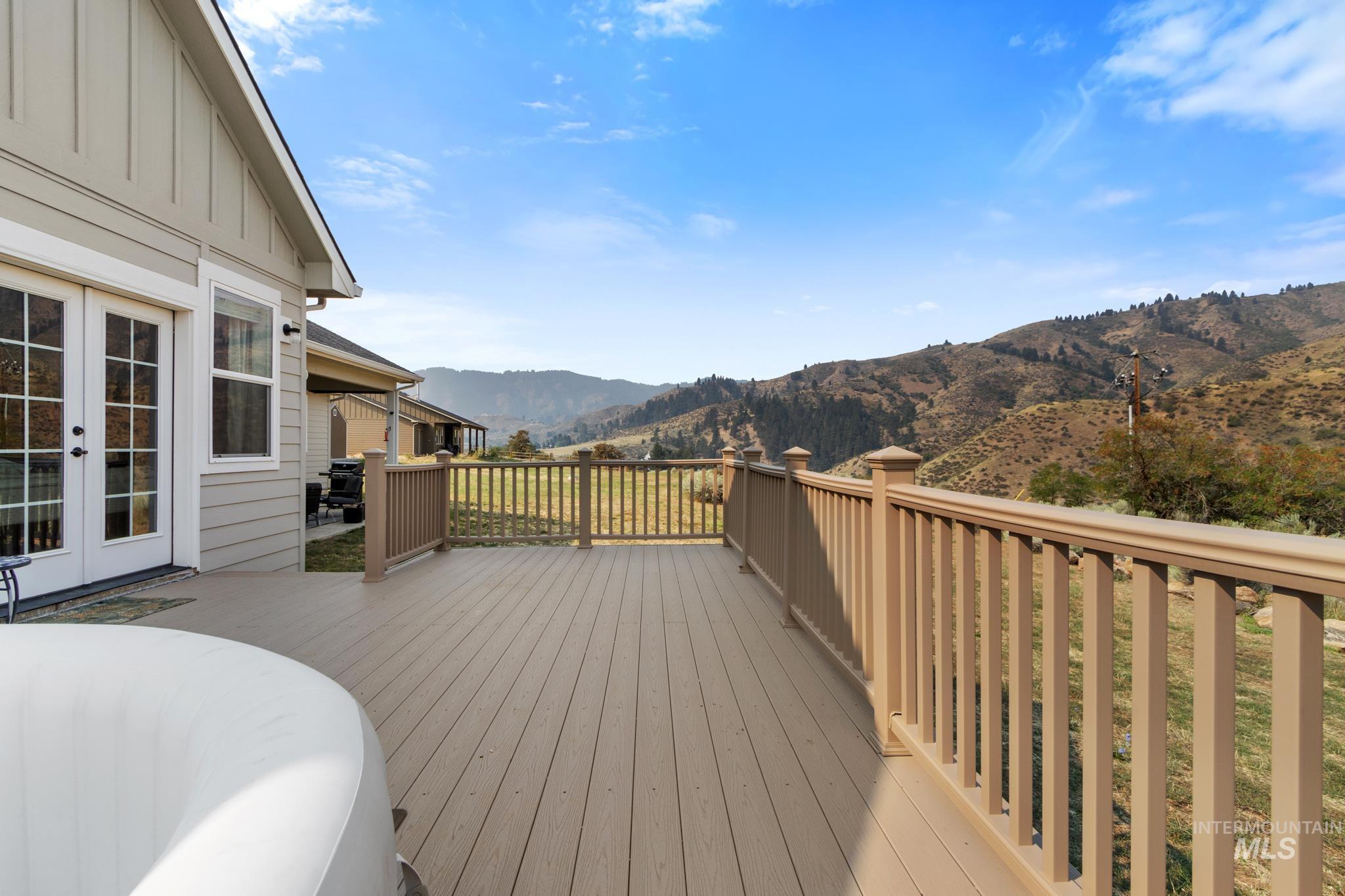 9 Mount Heinen Drive, Boise, Idaho 83716, 3 Bedrooms, 2.5 Bathrooms, Residential For Sale, Price $989,000, 98961131