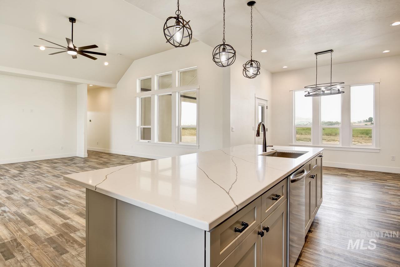 25889 Clydesdale Lane, Parma, Idaho 83660-0000, 4 Bedrooms, 3.5 Bathrooms, Residential For Sale, Price $1,267,200, 98961134