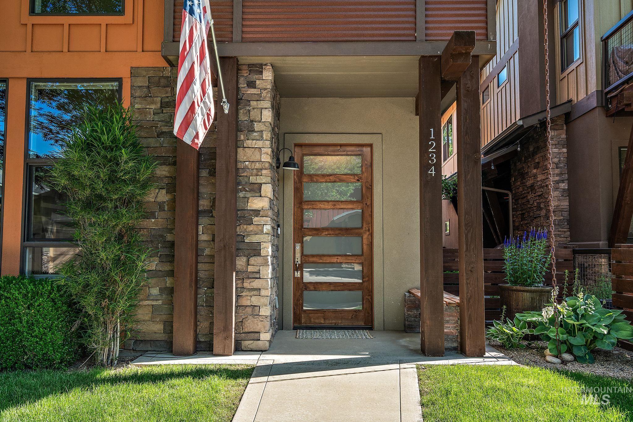 1234 E Lone Shore Dr, Eagle, Idaho 83616, 3 Bedrooms, 2.5 Bathrooms, Residential For Sale, Price $729,900, 98961140
