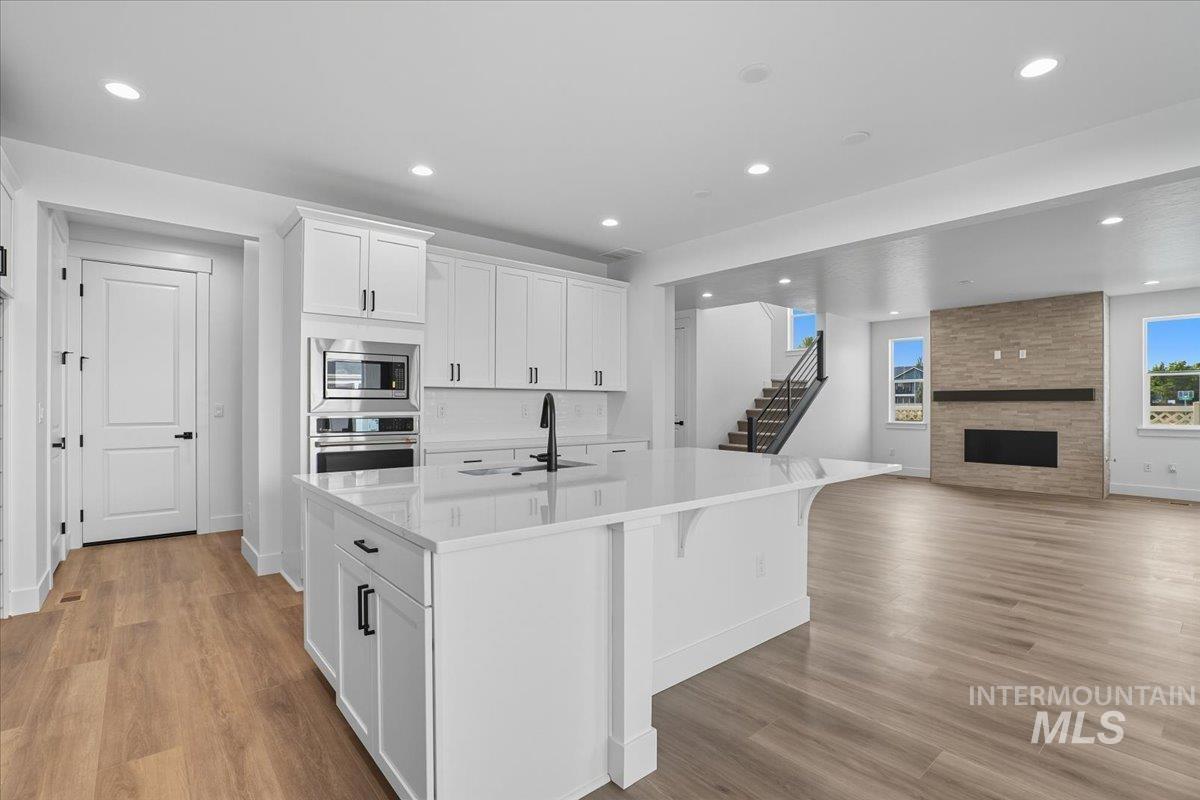 6080 N Senita Hills Ave, Meridian, Idaho 83646, 4 Bedrooms, 2.5 Bathrooms, Residential For Sale, Price $639,990, 98961142