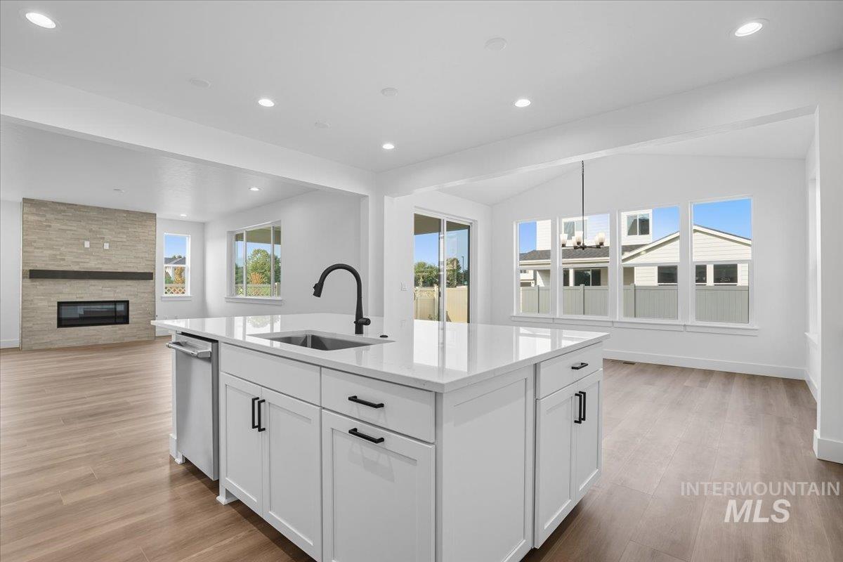 6080 N Senita Hills Ave, Meridian, Idaho 83646, 4 Bedrooms, 2.5 Bathrooms, Residential For Sale, Price $639,990, 98961142