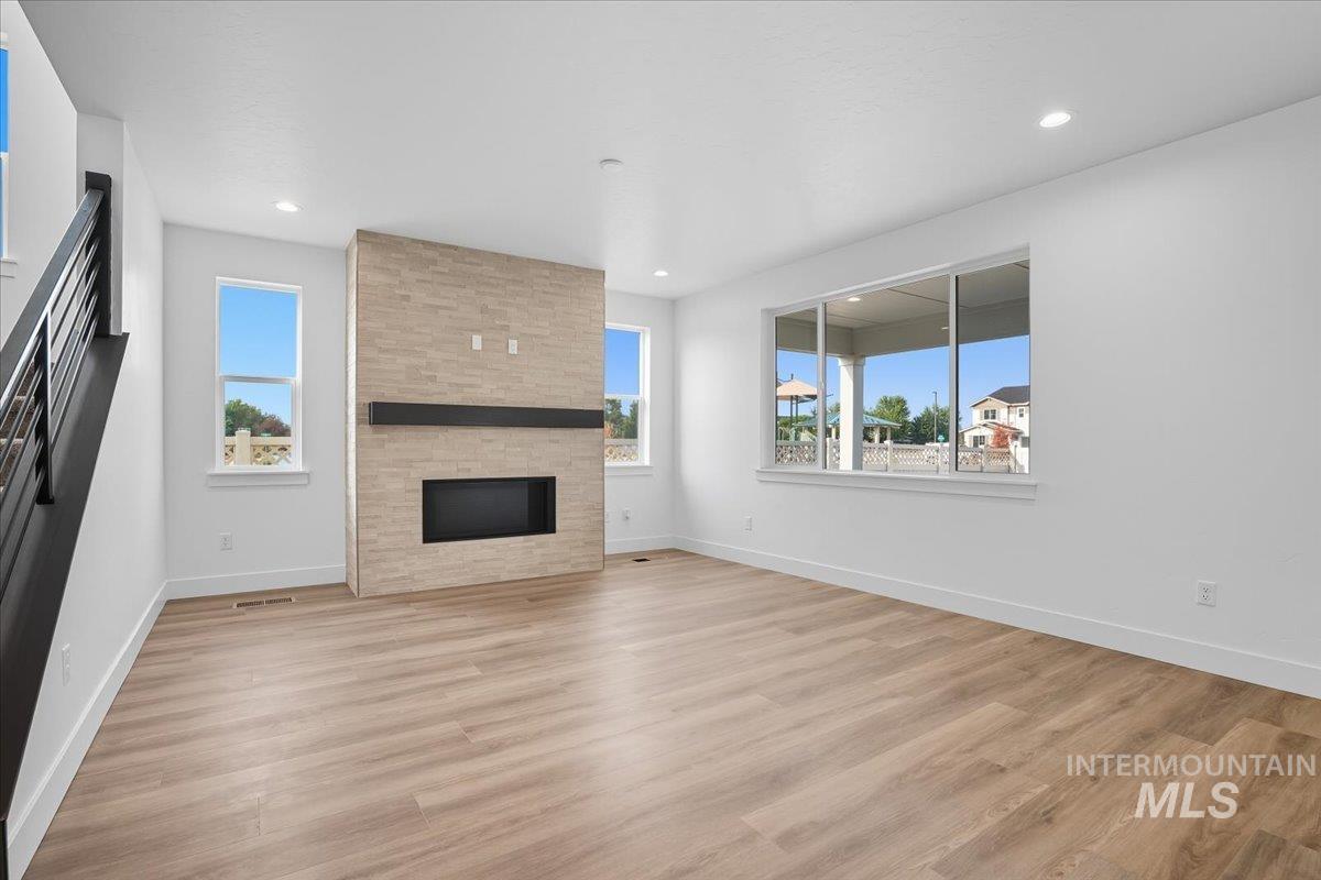 6080 N Senita Hills Ave, Meridian, Idaho 83646, 4 Bedrooms, 2.5 Bathrooms, Residential For Sale, Price $639,990, 98961142
