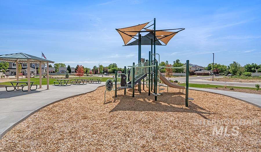 6141 N Torva Ave, Meridian, Idaho 83646, 4 Bedrooms, 2.5 Bathrooms, Residential For Sale, Price $639,990, 98961143