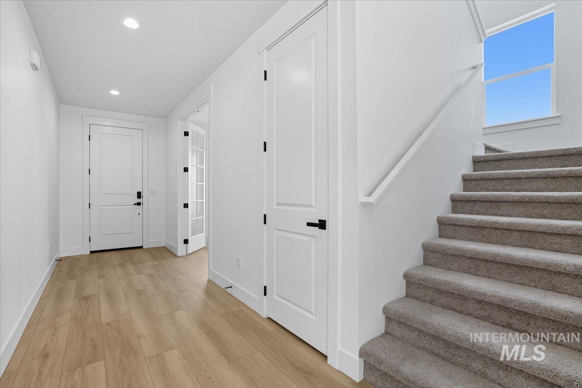 6141 N Torva Ave, Meridian, Idaho 83646, 4 Bedrooms, 2.5 Bathrooms, Residential For Sale, Price $639,990, 98961143