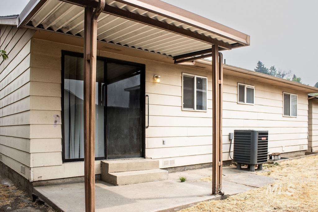 Entrance to property