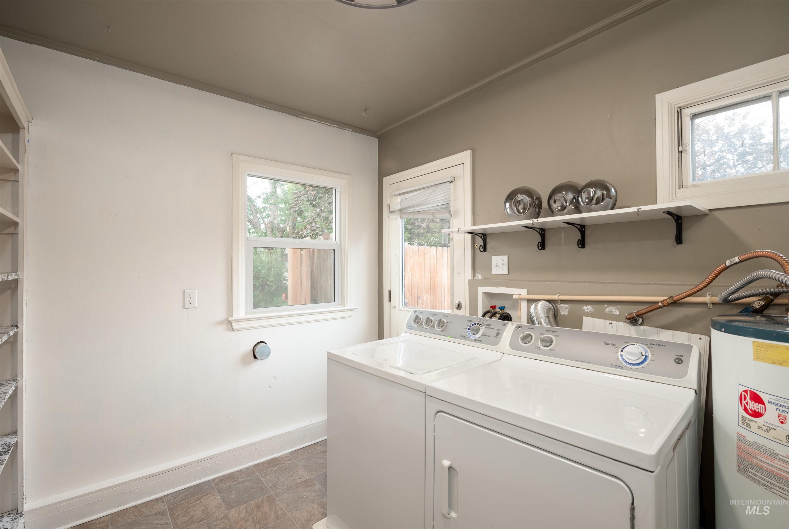 618 S Pearl St, Boise, Idaho 83705, 3 Bedrooms, 2 Bathrooms, Residential For Sale, Price $444,900, 98961176
