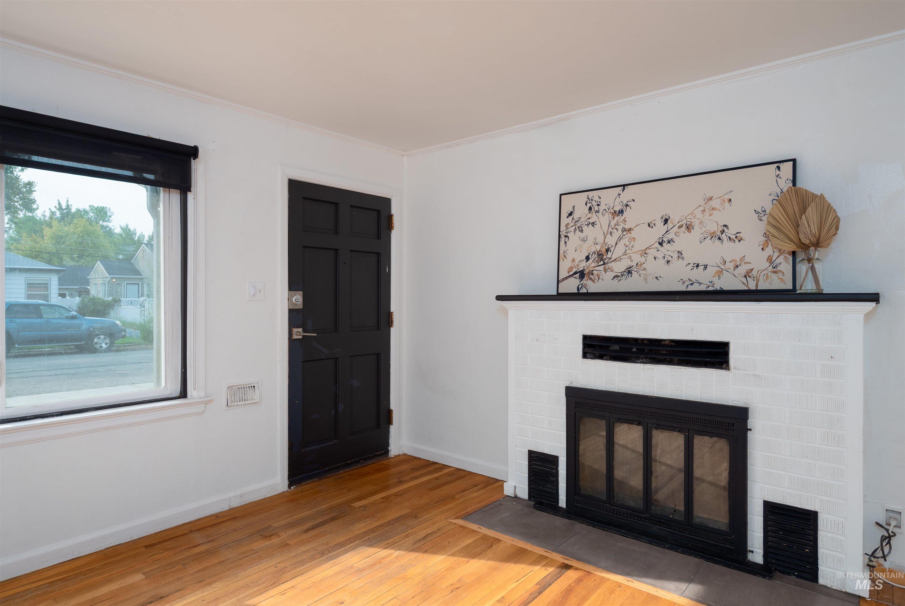 618 S Pearl St, Boise, Idaho 83705, 3 Bedrooms, 2 Bathrooms, Residential For Sale, Price $444,900, 98961176
