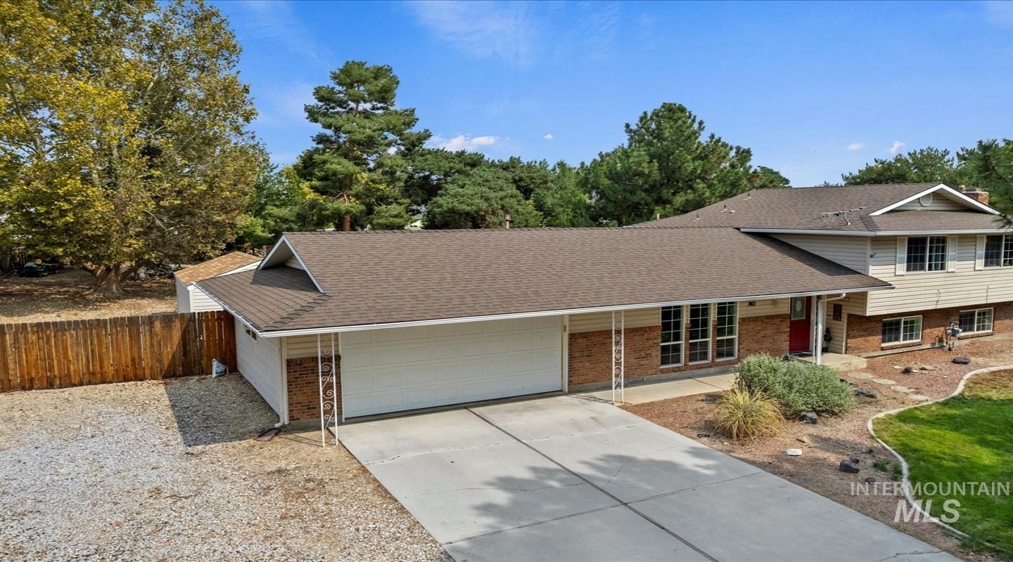 7412 S Glenridge View Drive, Boise, Idaho 83709, 4 Bedrooms, 3 Bathrooms, Residential For Sale, Price $549,900, 98961177