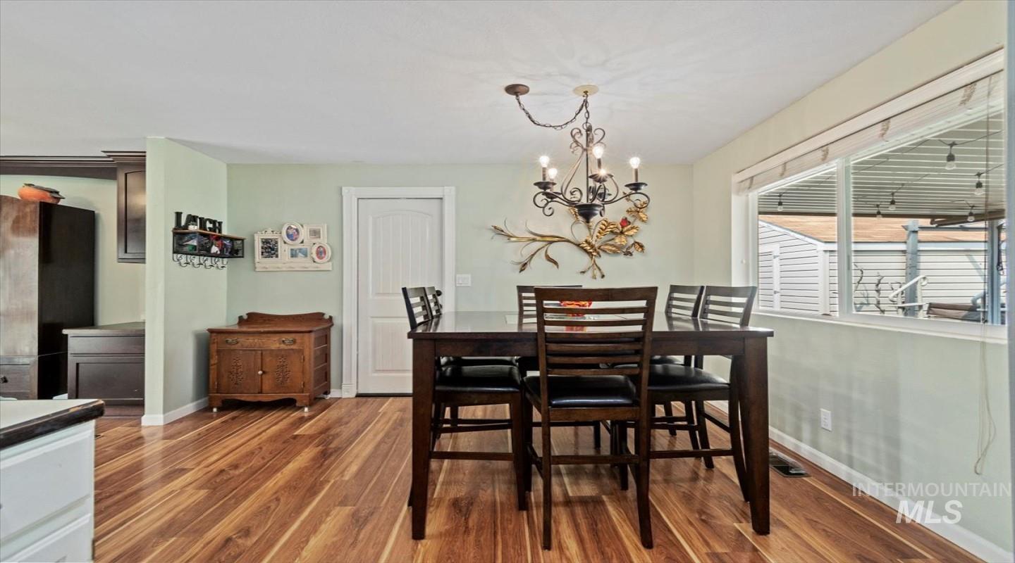 7412 S Glenridge View Drive, Boise, Idaho 83709, 4 Bedrooms, 3 Bathrooms, Residential For Sale, Price $549,900, 98961177